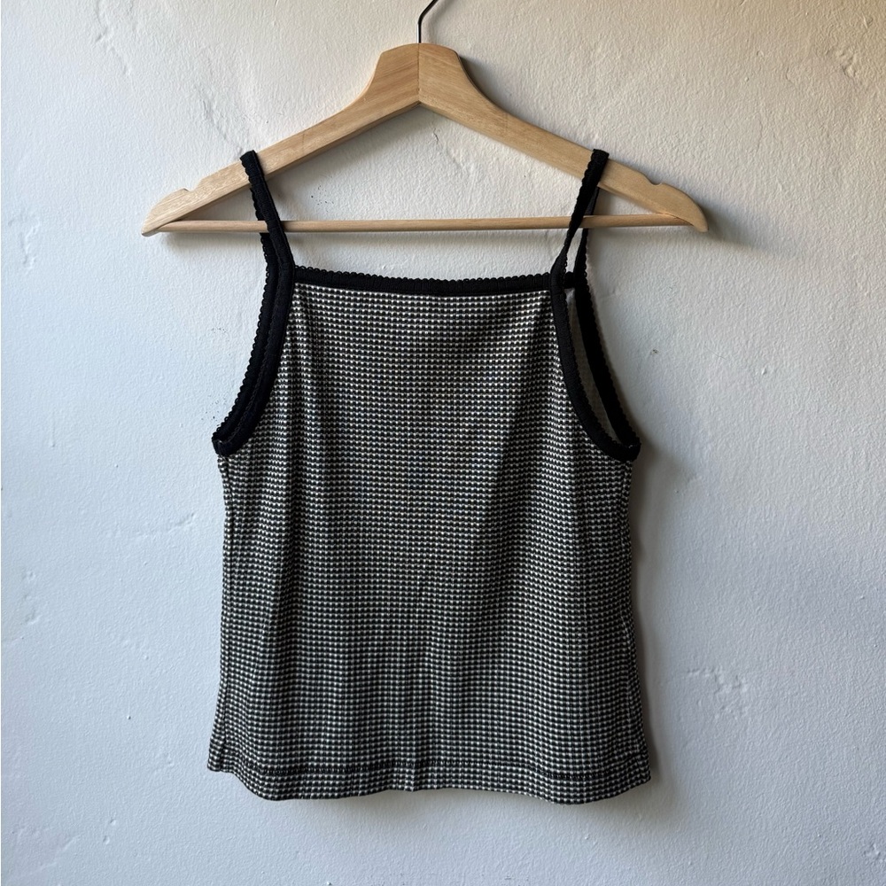 Doen Black and White Tank Top